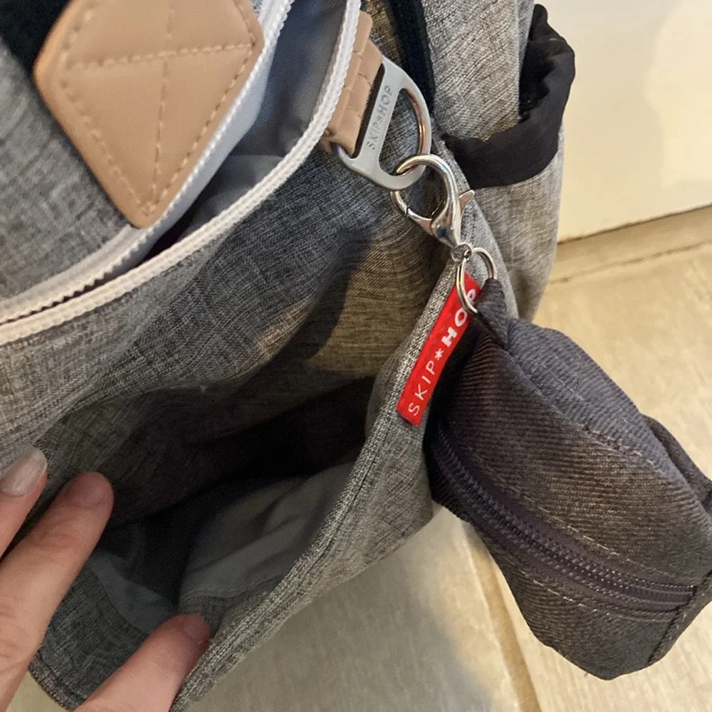 Diaper Bag - Picture 6 of 8